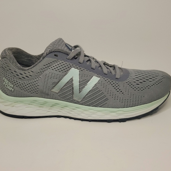 New Balance Shoes New Balance Womens Wariscs Running Shoes